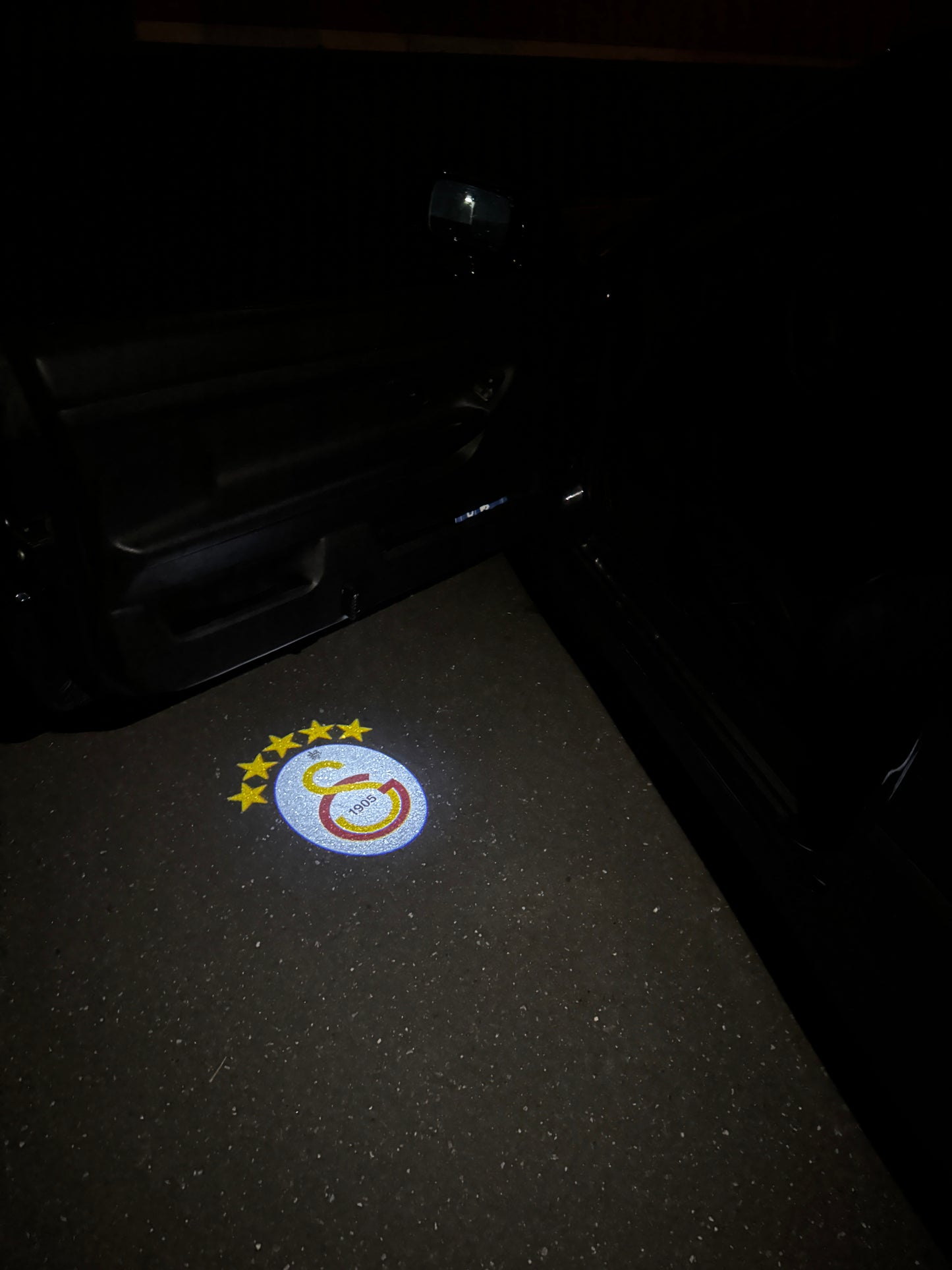 Galatasaray Universal Autolicht für alle Autos 2x